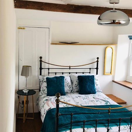 Mount Cottage Newcastle Emlyn Ngoại thất bức ảnh